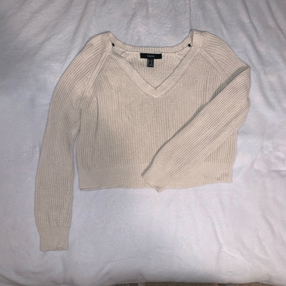 Forever 21 Cropped Sweater Bundle - Picture 2 of 4